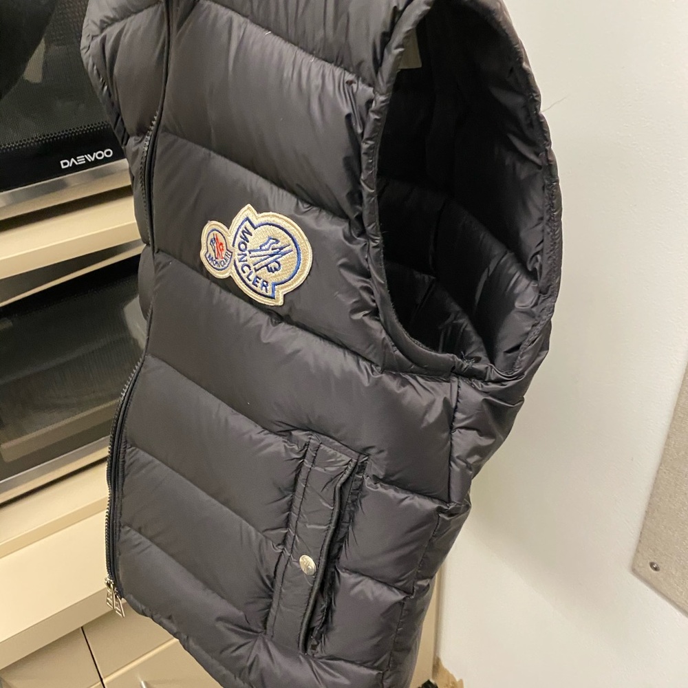 Moncler Gilet Double Logo Hooded Vest